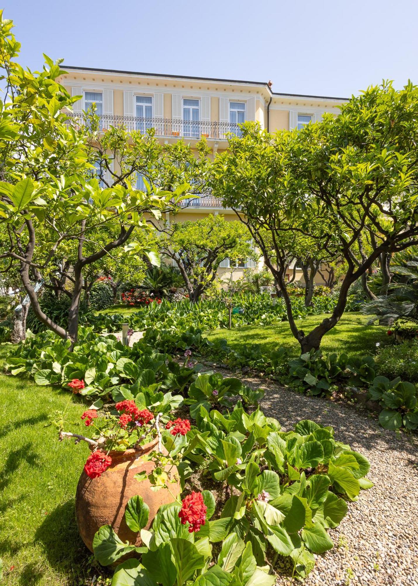 Hotel Villa Elisa & Spa Bordighera Exterior photo